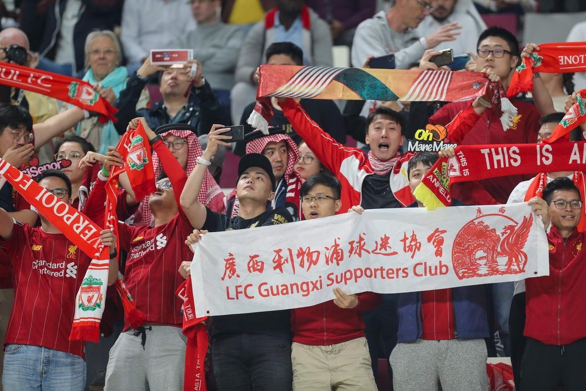 Torcidas de Liverpool e Flamego na final do Mundial de Clubes, em Doha, no Catar