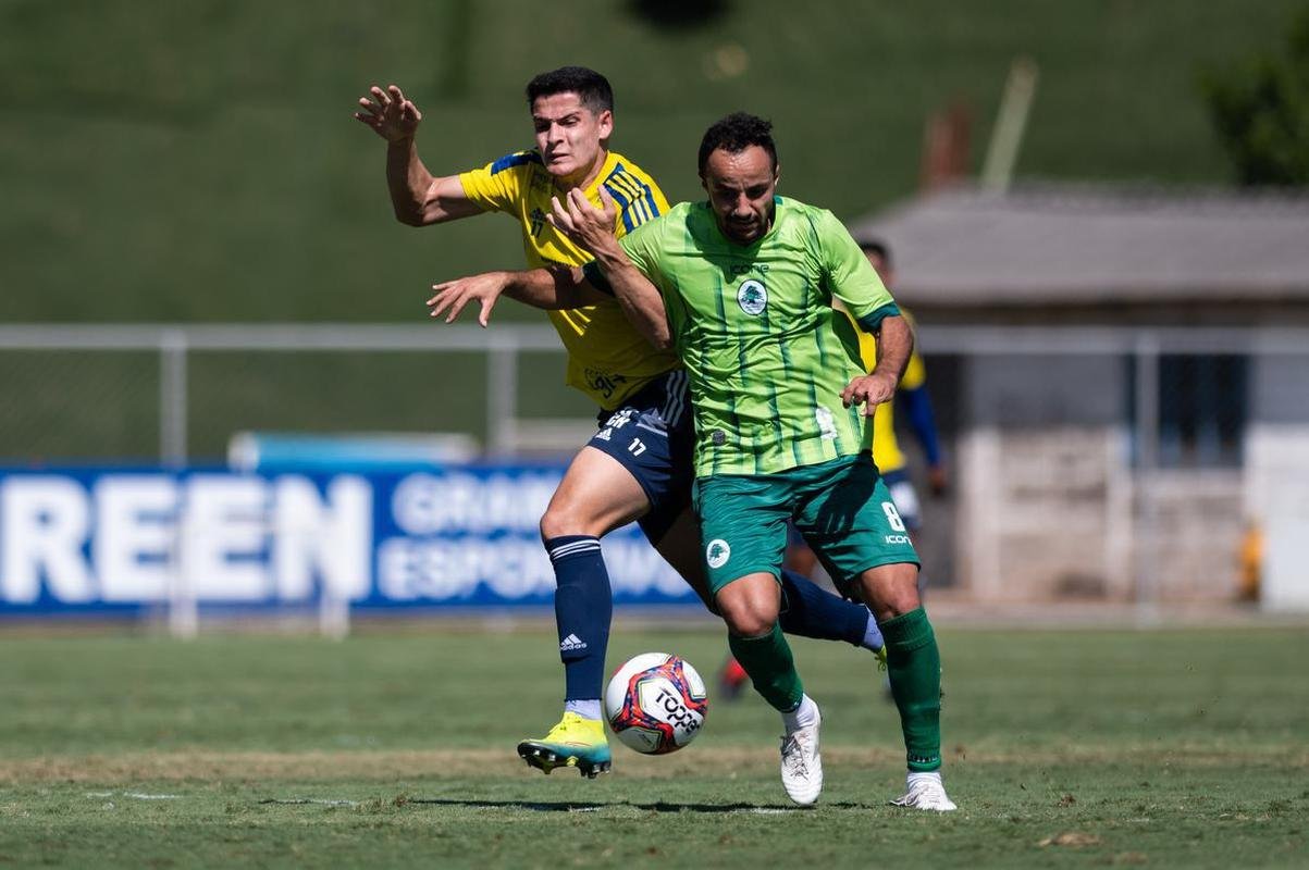 Cruzeiro empatou por 1 a 1 com o Boavista-RJ em jogo-treino realizado neste sbado (22/5), na Toca da Raposa II. Rafael Sobis marcou o gol celeste, enquanto Douglas Pedroso fez para a equipe do Rio de Janeiro.
