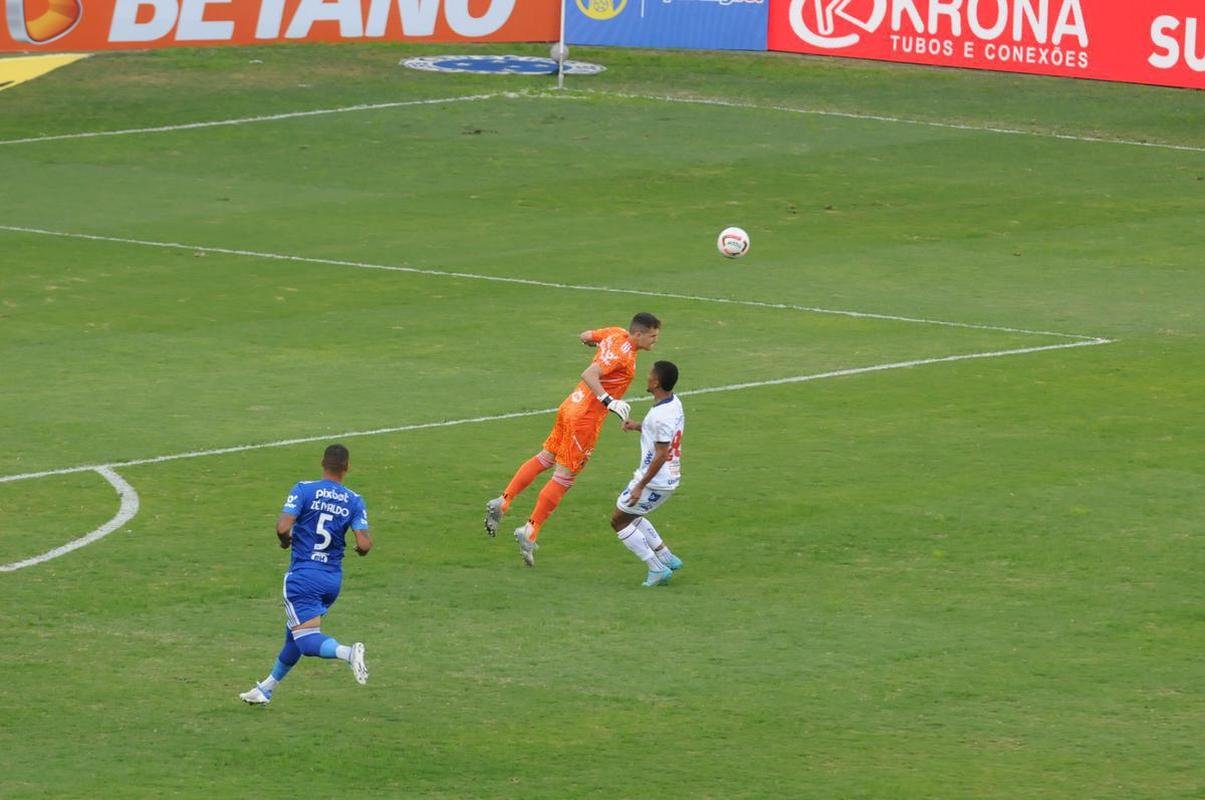 Fotos da partida entre Cruzeiro e Bahia, no Mineir�o, pela 20� rodada da S�rie B do Brasileiro