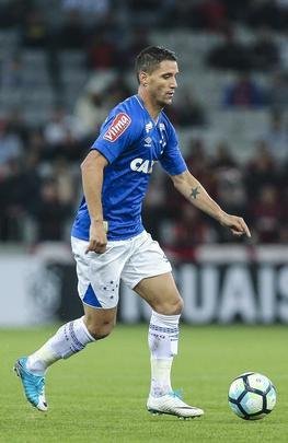 Imagens do jogo entre Atlético-PR e Cruzeiro, pela 13ª rodada da Série A, na Arena da Baixada