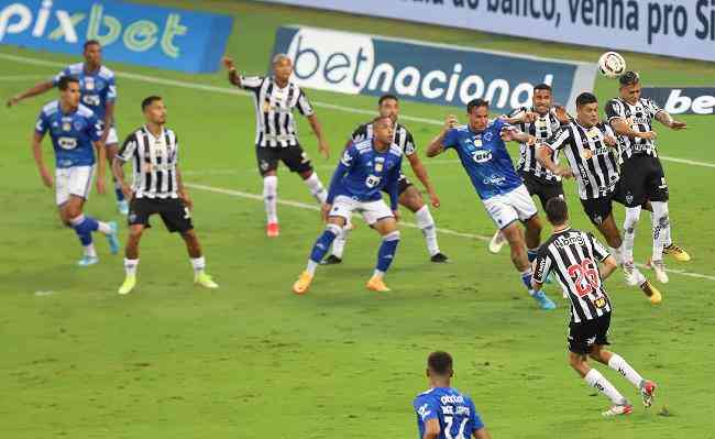 Casas de apostas apontam favoritismo do Atltico contra o Cruzeiro