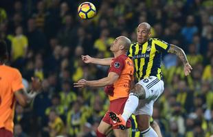 Maicon defendeu o Galatasaray da Turquia na temporada 2017/2018 e em parte de 2019