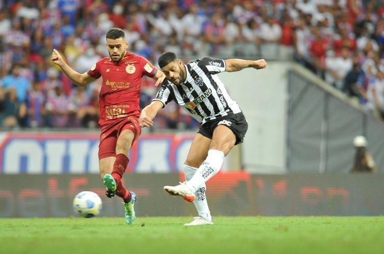 Bahia chegou a abrir 2 a 0 no placar na Fonte Nova, com gols de Luiz Otvio e Gilberto. Placar preocupou jogadores do Galo