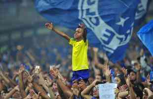 Torcida do Cruzeiro na partida contra o Fluminense, no Mineiro, pelo Campeonato Brasileiro