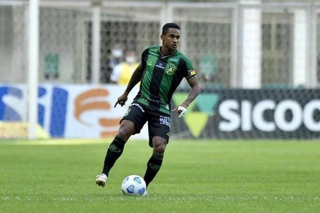 Eduardo (lateral-direito) - R$ 0. Rescindiu com o Amrica para acertar com o Sport