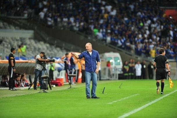 Fotos do duelo entre Cruzeiro e La U, no Mineiro, pelo Grupo 5 da Copa Libertadores