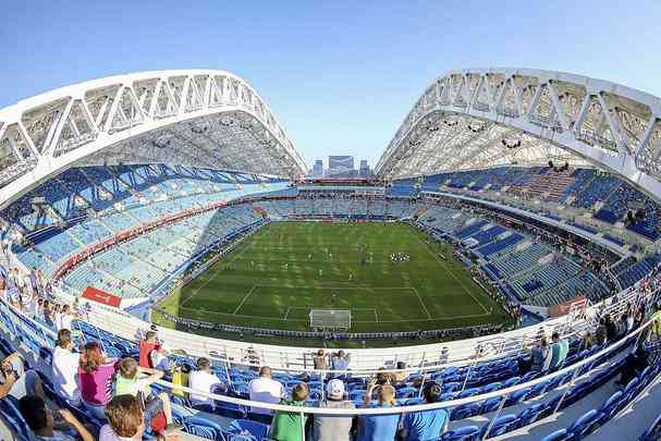 Estádio Fisht tem capacidade para mais de 47 mil pessoas 