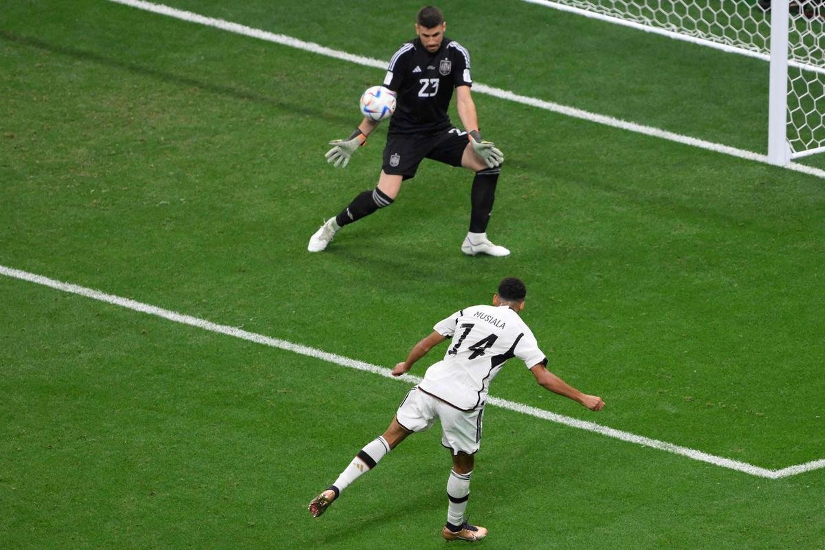 Fotos de Espanha x Alemanha, neste domingo, no Estdio Al Bayt, pelo Grupo E da Copa do Mundo no Catar