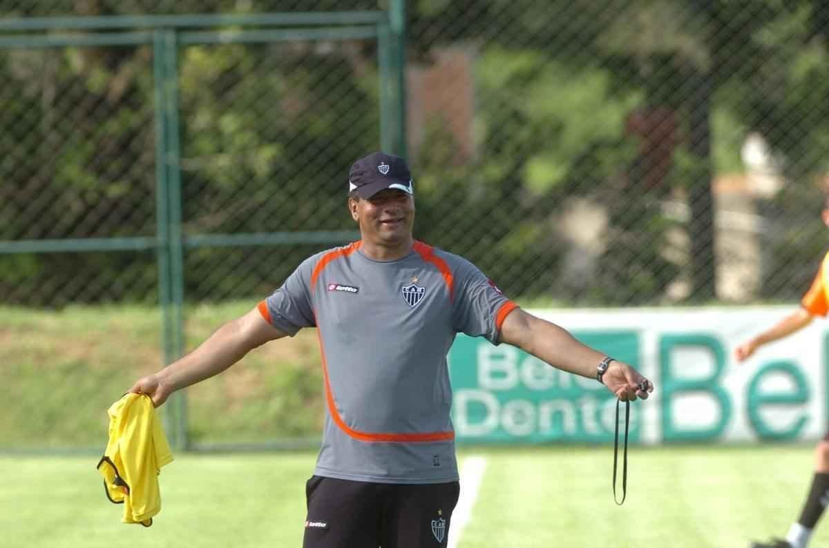 Celso Roth - triunfo sobre o Vitria por 3 a 0, pela Copa do Brasil de 2009