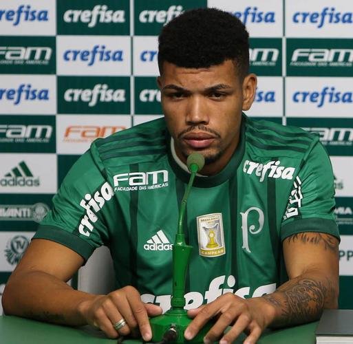 Juninho - Jogou no Palmeiras entre 2016 e 2017. Foi para o Atlético em 2018.