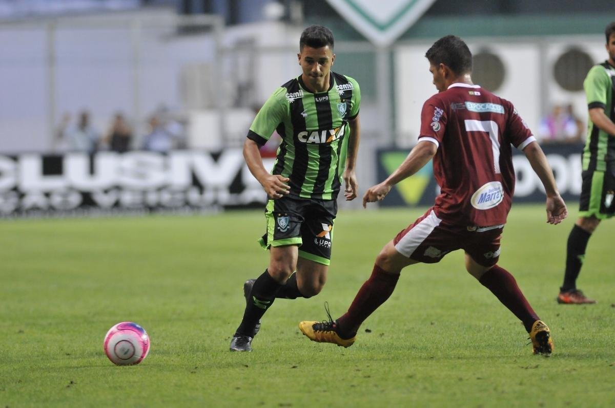 Amrica e Patrocinense se enfrentaram, no Independncia, pela primeira rodada do Campeonato Mineiro