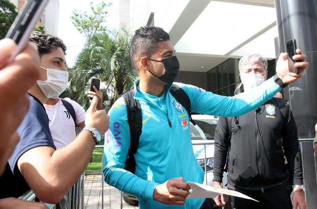 Seleção Brasileira chega a Belo Horizonte para jogo contra o Paraguai, pelas Eliminatórias