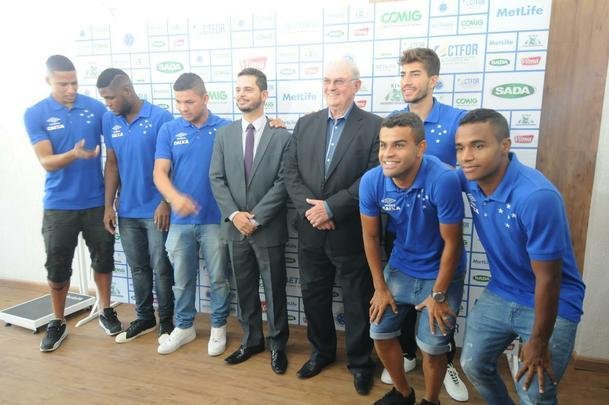 Cruzeiro inaugura Centro de Treinamento de Fora da base, na Toca da Raposa I