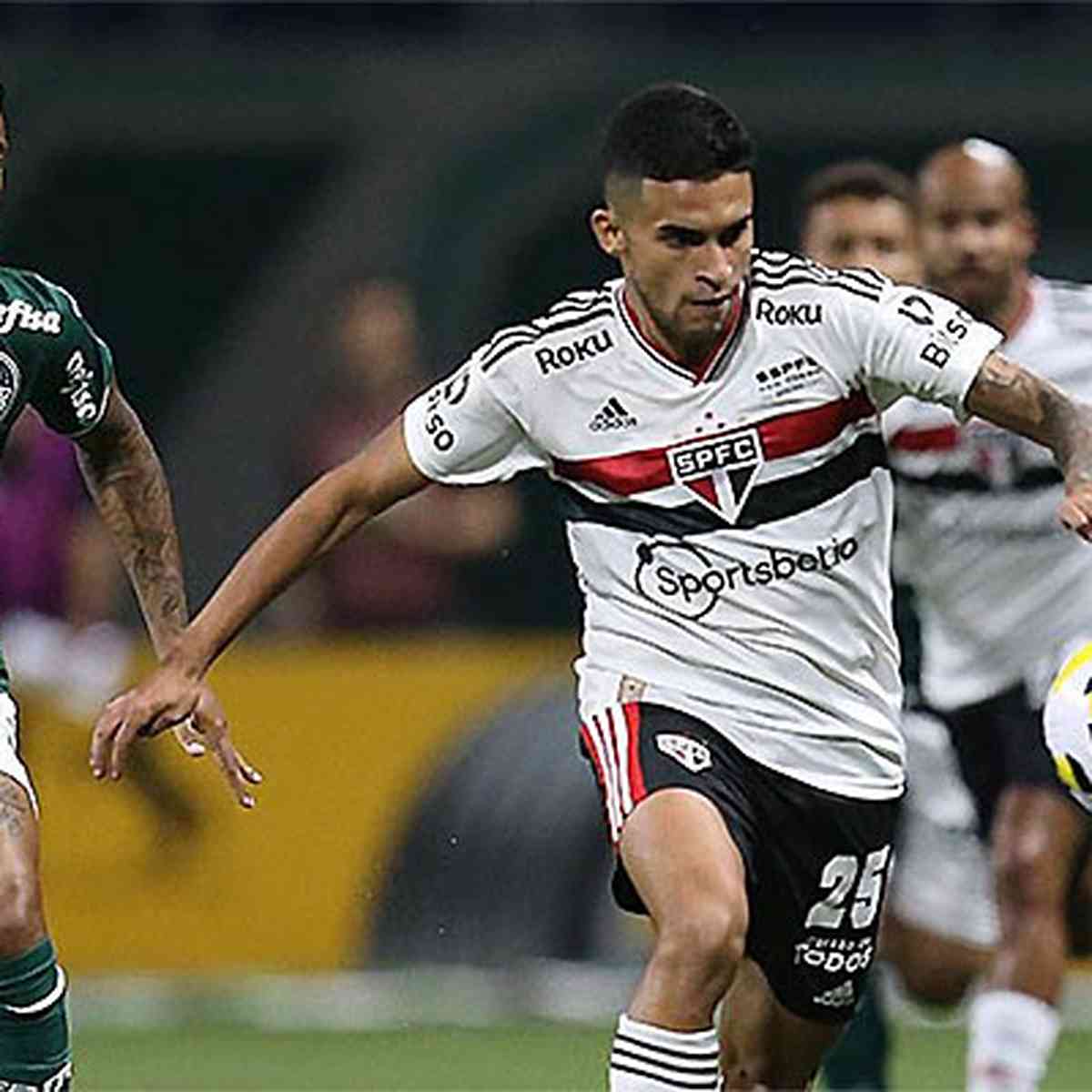 Faixa em avenida no interior de São Paulo zoa o Palmeiras após