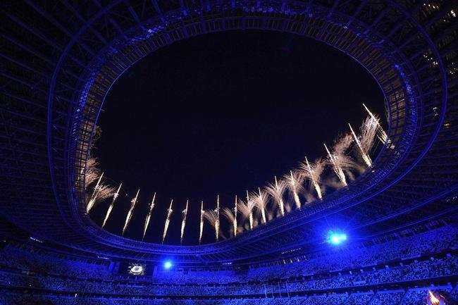 Fogos na Cerim�nia de Encerramento dos Jogos de T�quio