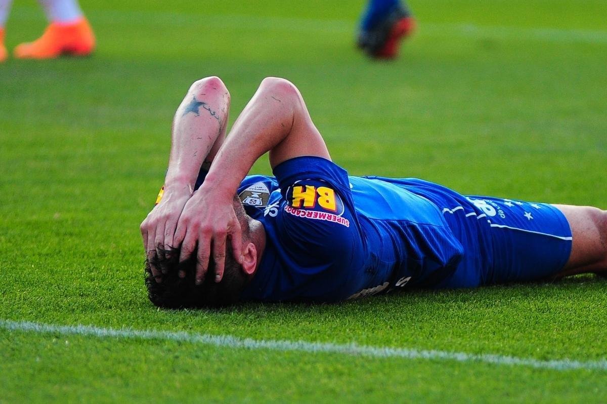 Fotos da vitria do Cruzeiro sobre o Santos, por 1 a 0, no Pacaembu, com gol de Bruno Silva