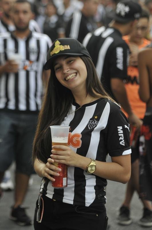 Torcida do Atltico compareceu em bom nmero ao Independncia para apoiar time diante do Danubio, pela Copa Libertadores