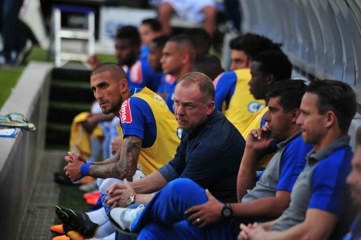 Imagens do jogo entre Cruzeiro e Flamengo, pela 14 rodada da Srie A, no Mineiro