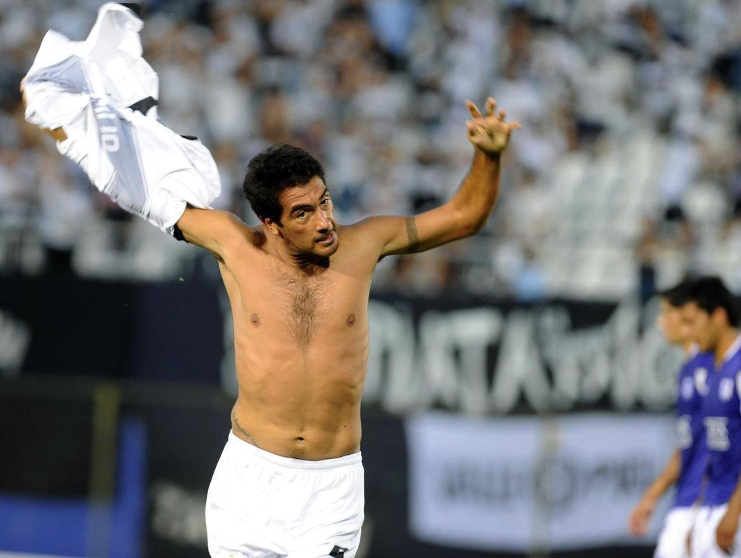 2013 - Defensor Sporting (URU) e Olimpia (PAR) empataram por 0 a 0 no Uruguai. Na volta, os paraguaios venceram por 2 a 0.