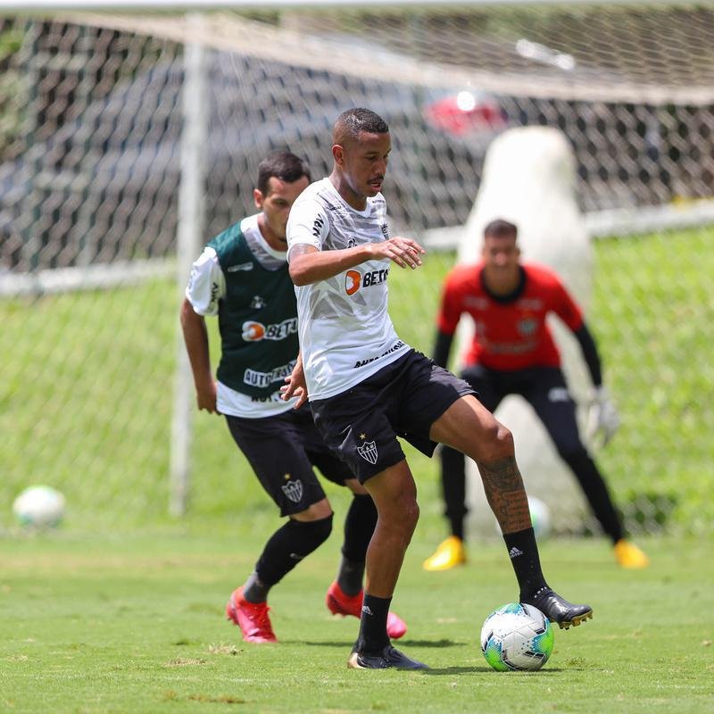 Fotos do treino do Atlético nesta quarta-feira, que contou com Nacho Fernández