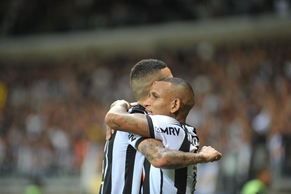 Imagens do clssico mineiro entre Atltico e Cruzeiro 