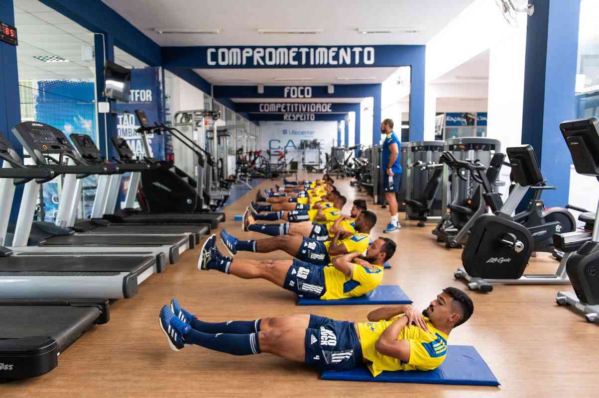 Fotos do treino do Cruzeiro desta sexta-feira na Toca II