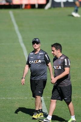 Imagens do treino na Cidade do Galo