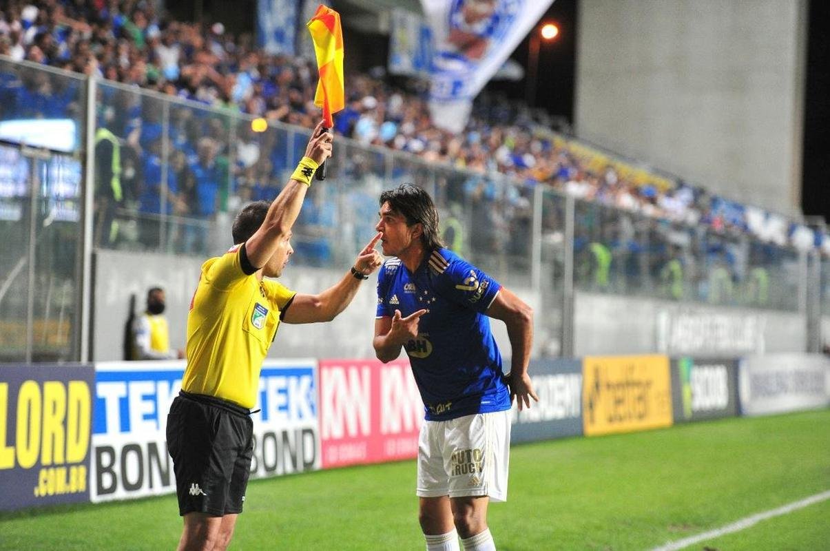 Fotos do jogo entre Cruzeiro e Remo, no Independncia, em BH, pela 32 rodada da Srie B do Brasileiro
