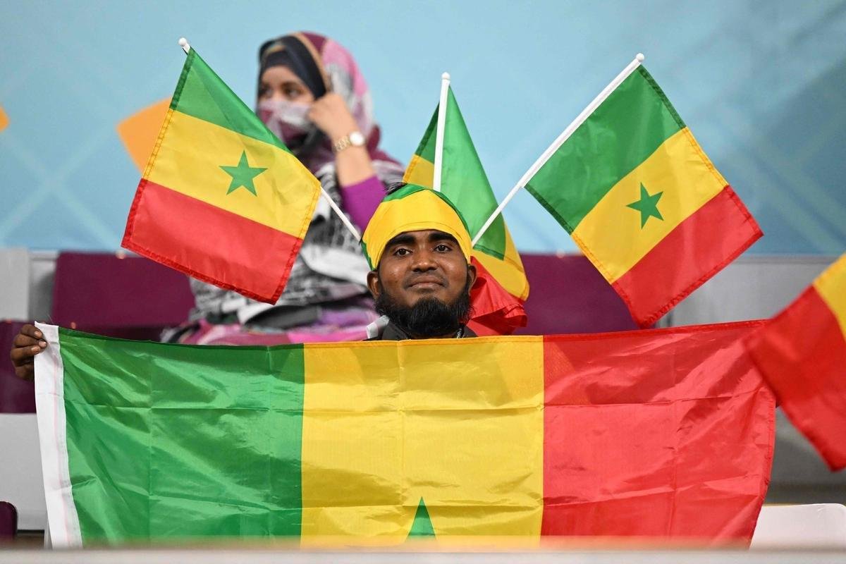 Equador e Senegal se enfrentaram no Khalifa International Stadium, pelo Grupo A da Copa do Mundo