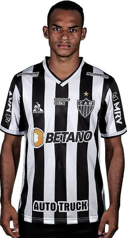 20 - Neto (meio-campista)