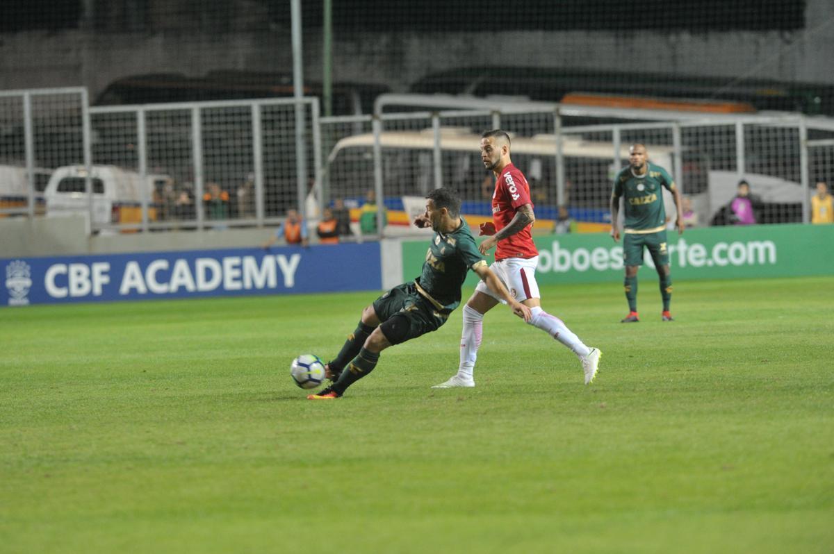 Fotos do jogo entre Amrica e Internacional, no Independncia, pela 15 rodada do Campeonato Brasileiro