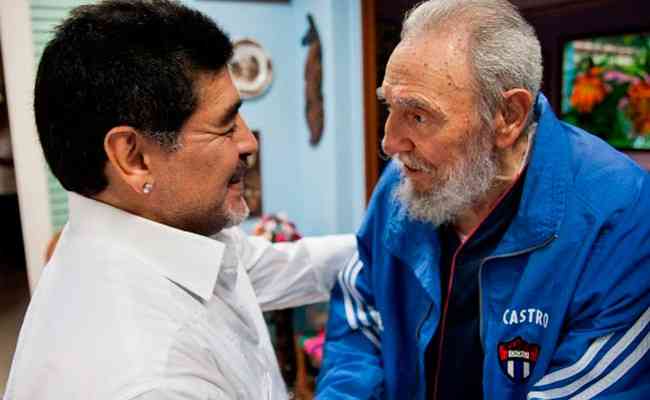 Maradona e Fidel Castro eram grandes amigos; ídolo argentino tratou de vício em Cuba 