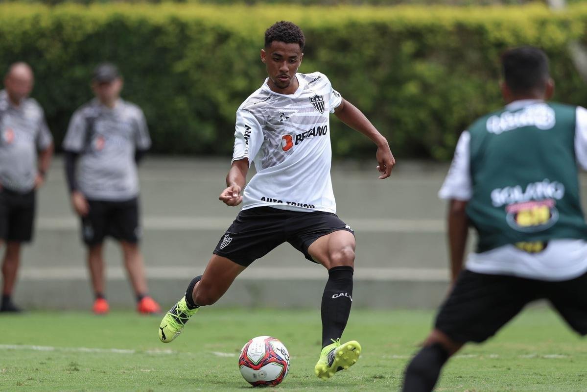 Fotos do treino do Atltico desta sexta, o primeiro aps a sada de Sampaoli