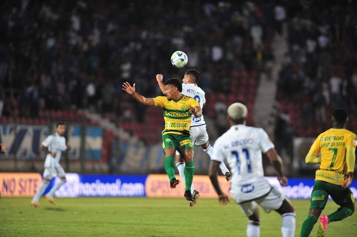 Cruzeiro x Cuiab: fotos do jogo na Arena do Jacar, em Sete Lagoas