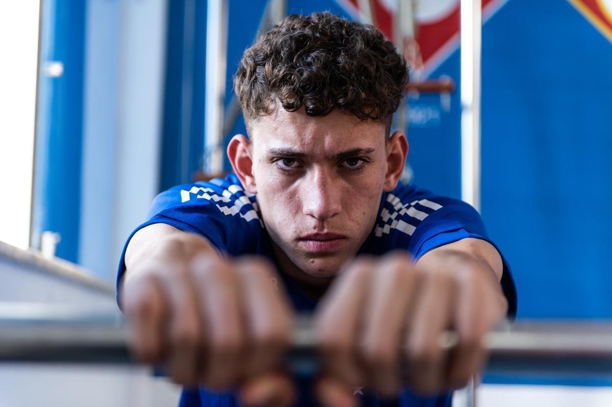 Stnio  outro atacante formado na Toca da Raposa I. Est  disposio de Felipe Conceio aps passar longo perodo da ltima temporada no departamento mdico. 