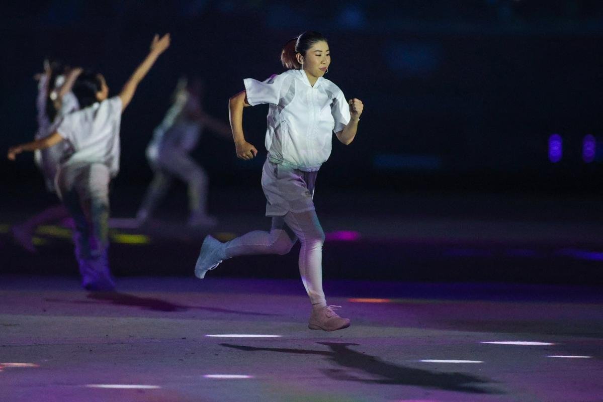 Imagens da cerimnia de abertura dos Jogos Olmpicos de 2020, no Estdio Olmpico de Tquio