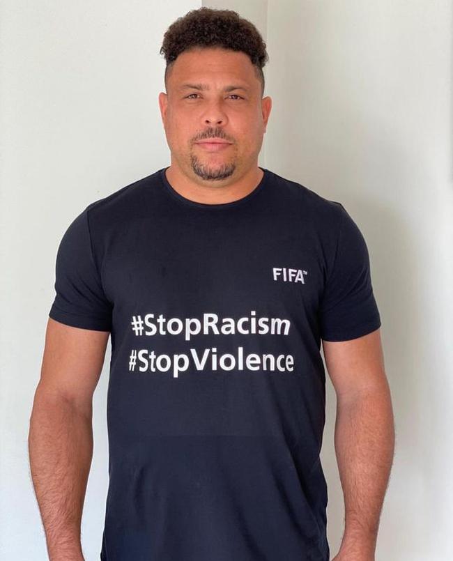 O ex-jogador brasileiro Ronaldo Fenômeno tem 421 mil seguidores