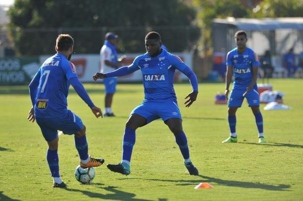 Imagens do treino do Cruzeiro na ltima atividade em Belo Horizonte antes da viagem ao Rio de Janeiro, para a final da Copa do Brasil contra o Flamengo, quinta-feira (7), no Maracan