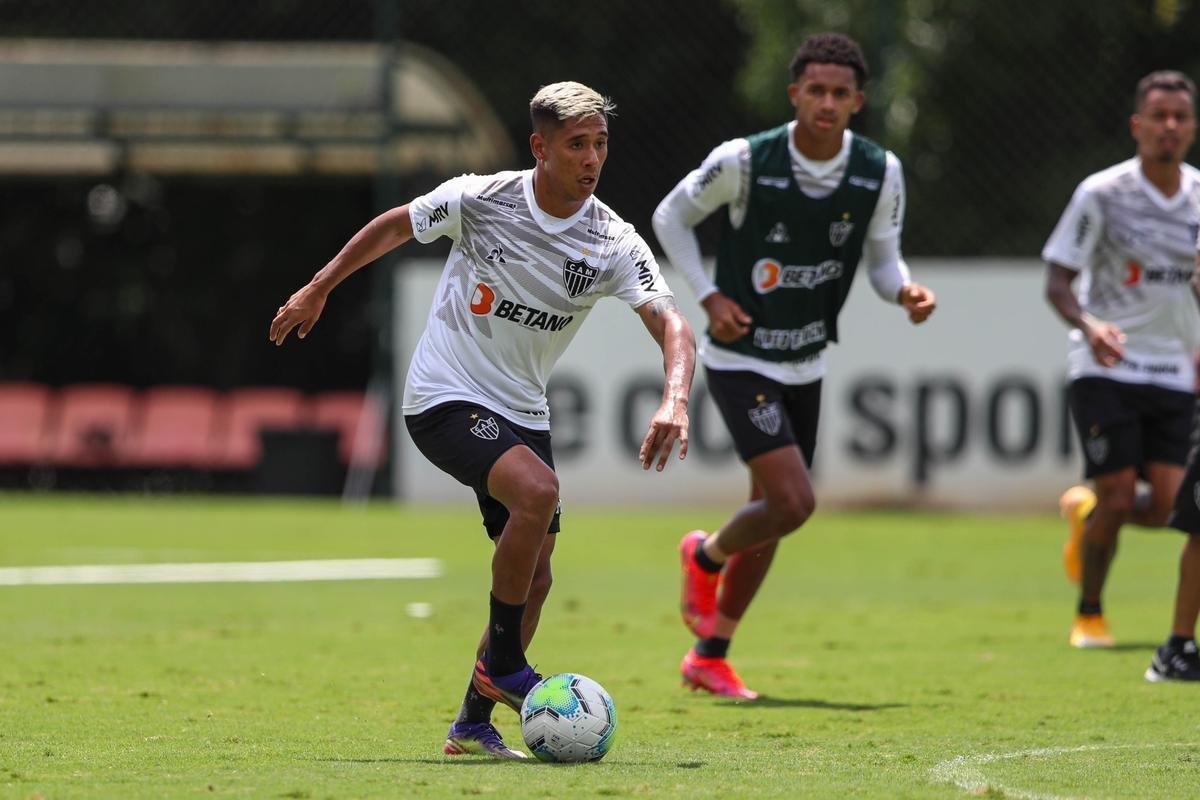 Fotos do treino do Atlético nesta quarta-feira, que contou com Nacho Fernández