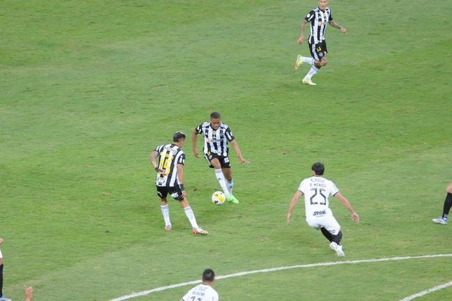 Atltico e orinthians se enfrentaram no Mineiro, neste domingo (24), em jogo vlido pela 19 rodada da Srie A do Campeonato Brasileiro.