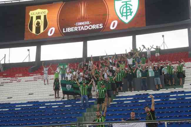 América: Vários ônibus saíram com torcedores do América