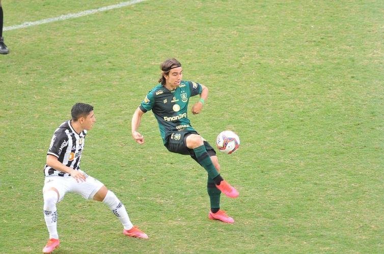 Fotos do jogo de ida da final do Campeonato Mineiro, entre Amrica e Atltico, no Independncia, em Belo Horizonte