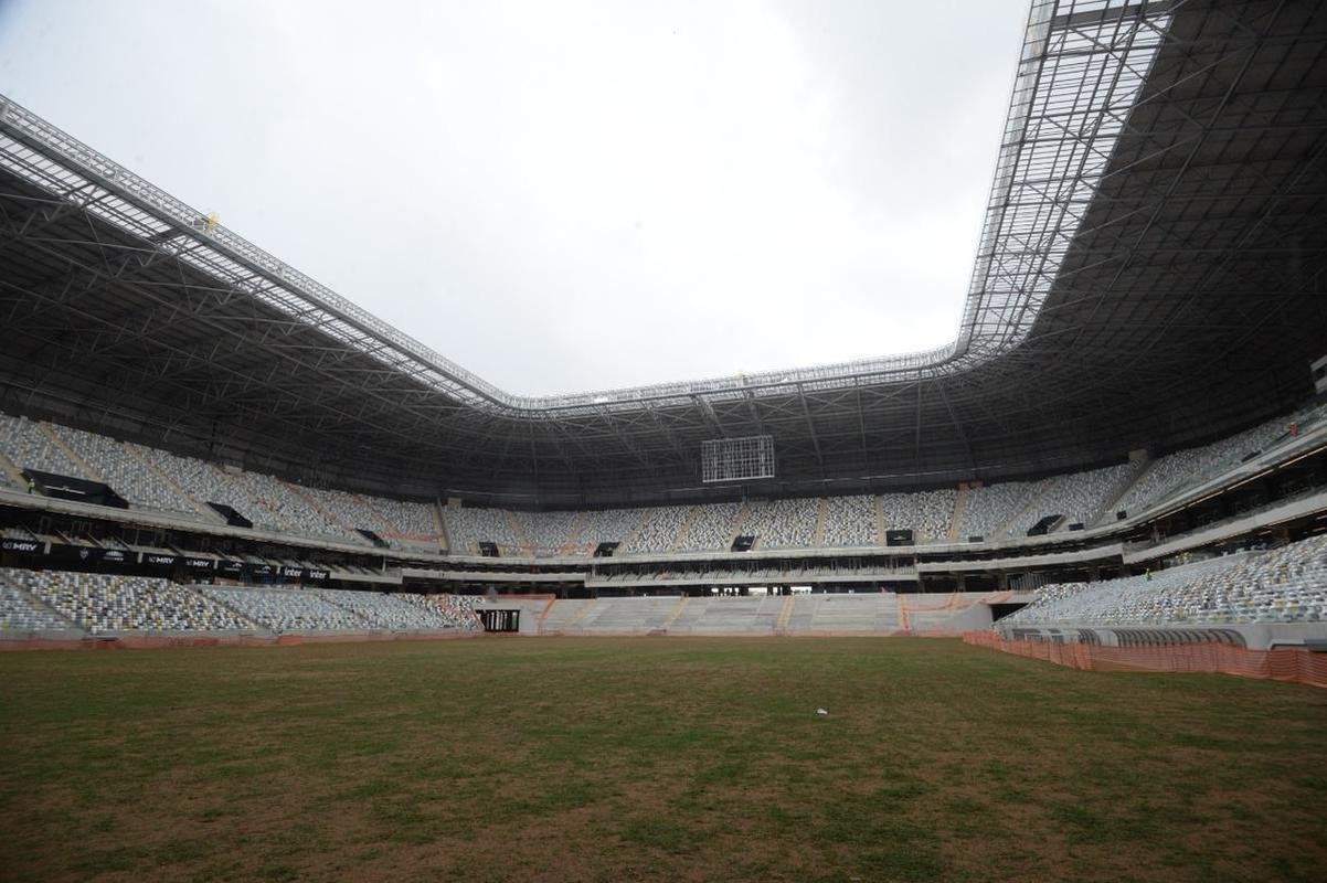 Viso do gramado na proximidade do setor Norte