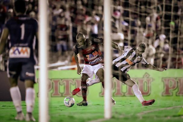 Atlético empatou com o Campinense e avançou na competição