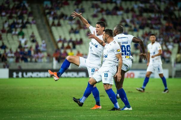 Fotos do jogo entre Fortaleza e Cruzeiro, na Arena Castelão, pela nona rodada do Brasileiro
