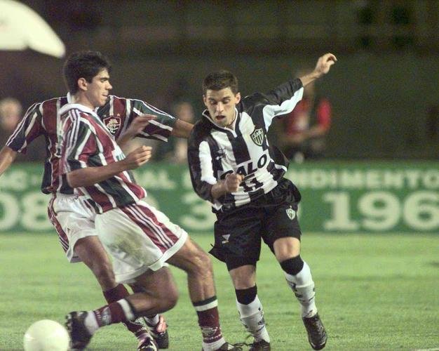 No jogo de volta, no Mineiro, Atltico e Fluminense empataram por 2 a 2. O Galo acabou classificado pelo gol qualificado fora de casa