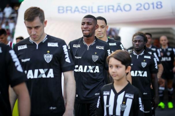 Fluminense e Atltico entraram em campo no Engenho para o duelo vlido pelo Brasileiro