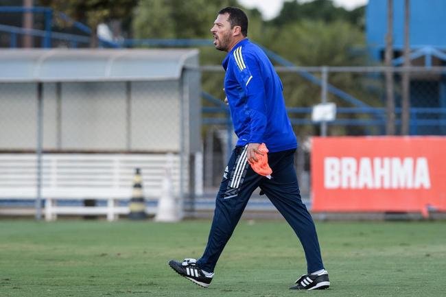 Fotos do treino do Cruzeiro desta tera-feira (10/08), na Toca II