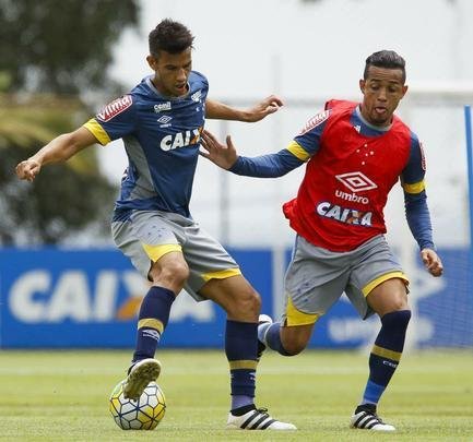 Mano comandou atividade tcnica nesta quarta, antes de Cruzeiro x Ponte, jogo de sbado, pela Srie A