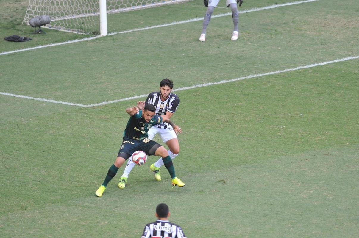 Fotos do jogo de ida da final do Campeonato Mineiro, entre Amrica e Atltico, no Independncia, em Belo Horizonte